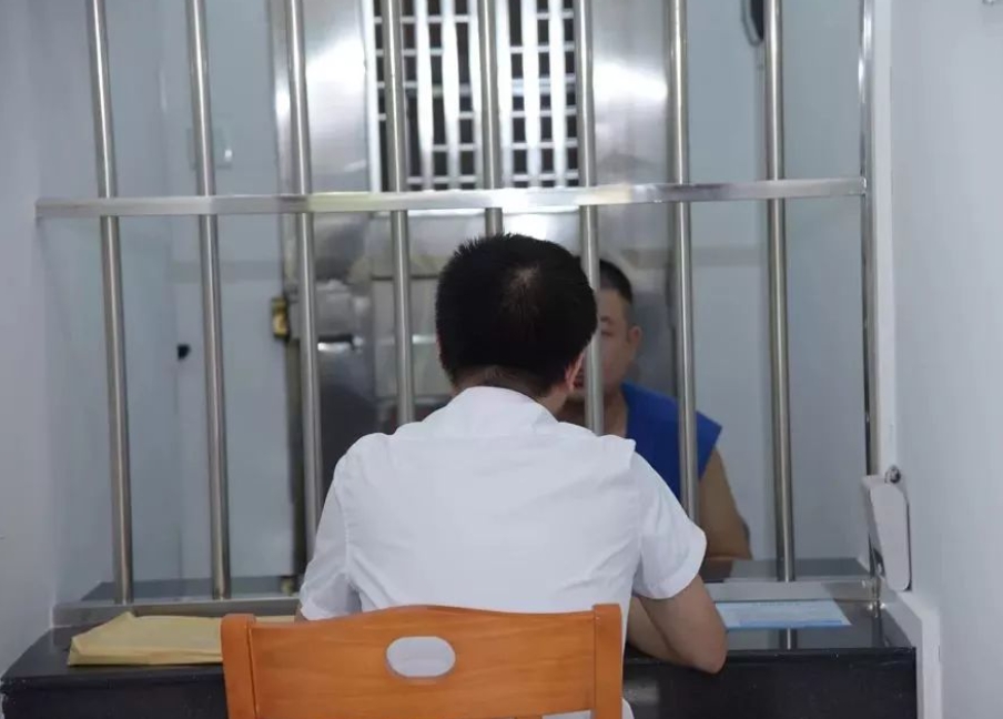 律师会见犯罪嫌疑人时，这四件事一定不要做-陈晓峰律师网