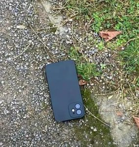 长葛陈晓峰律师：拾得手机不归还，法律风险你知道吗？-陈晓峰律师网